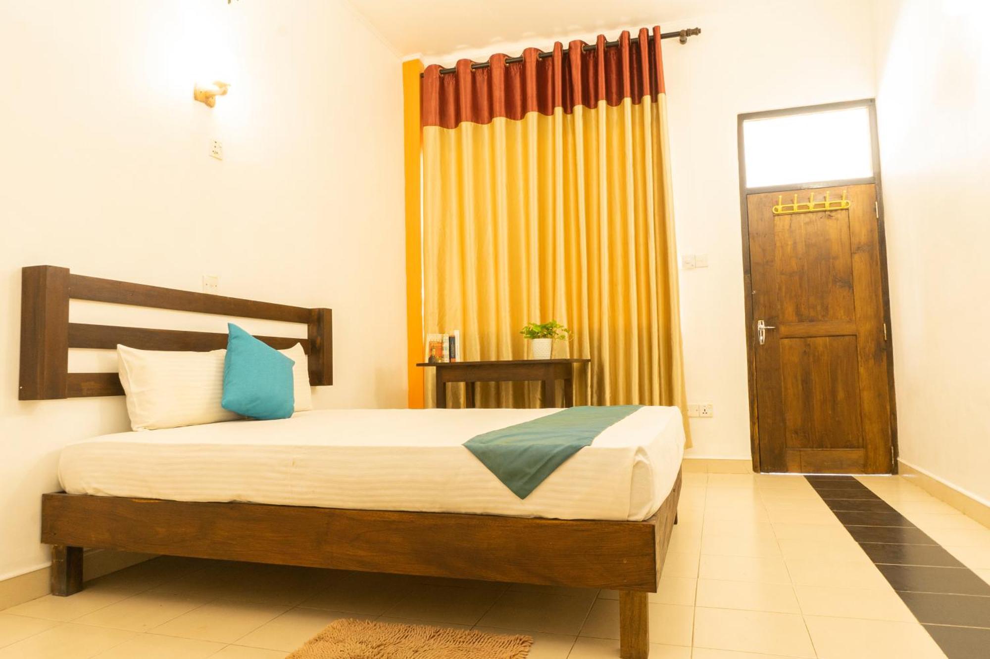 Blumarine Guest House Negombo Szoba fotó